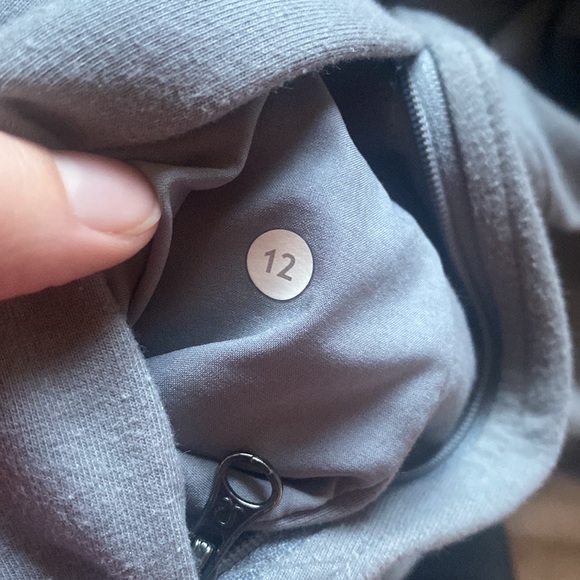 Lululemon Jacket - Picture 4 of 4